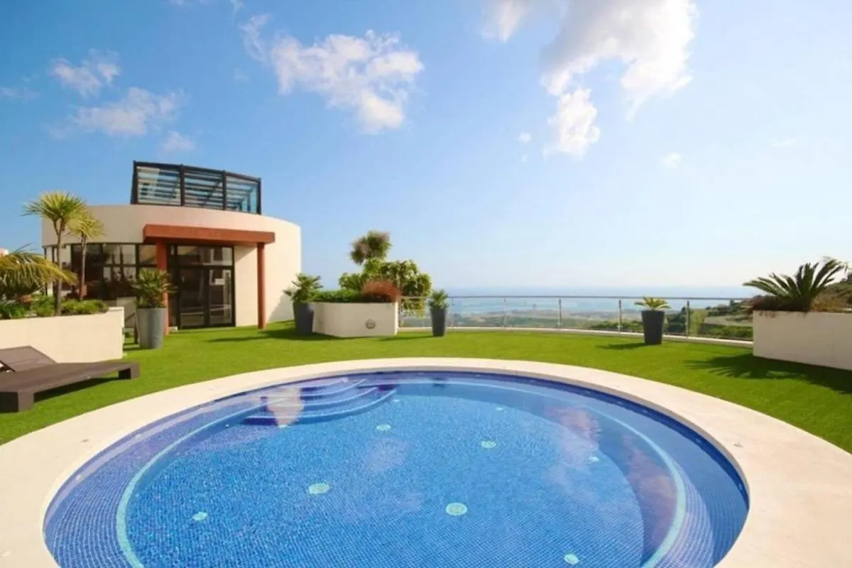 Samara Resort Gym Spa Jacuzzi Pools In 마르베야 아파트