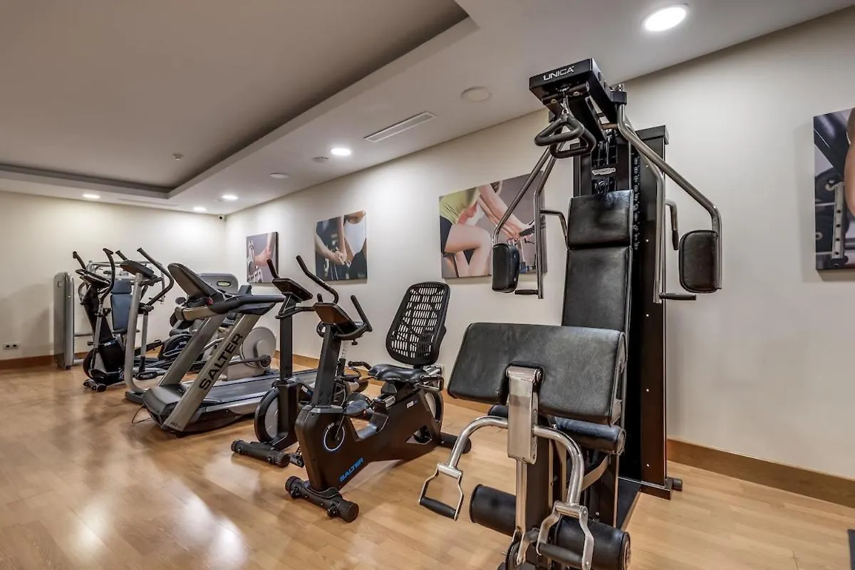 Samara Resort Gym Spa Jacuzzi Pools In 마르베야 스페인